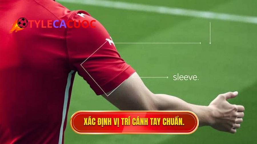 Hiểu đúng về vị trí "Cánh tay" trong luật bóng đá